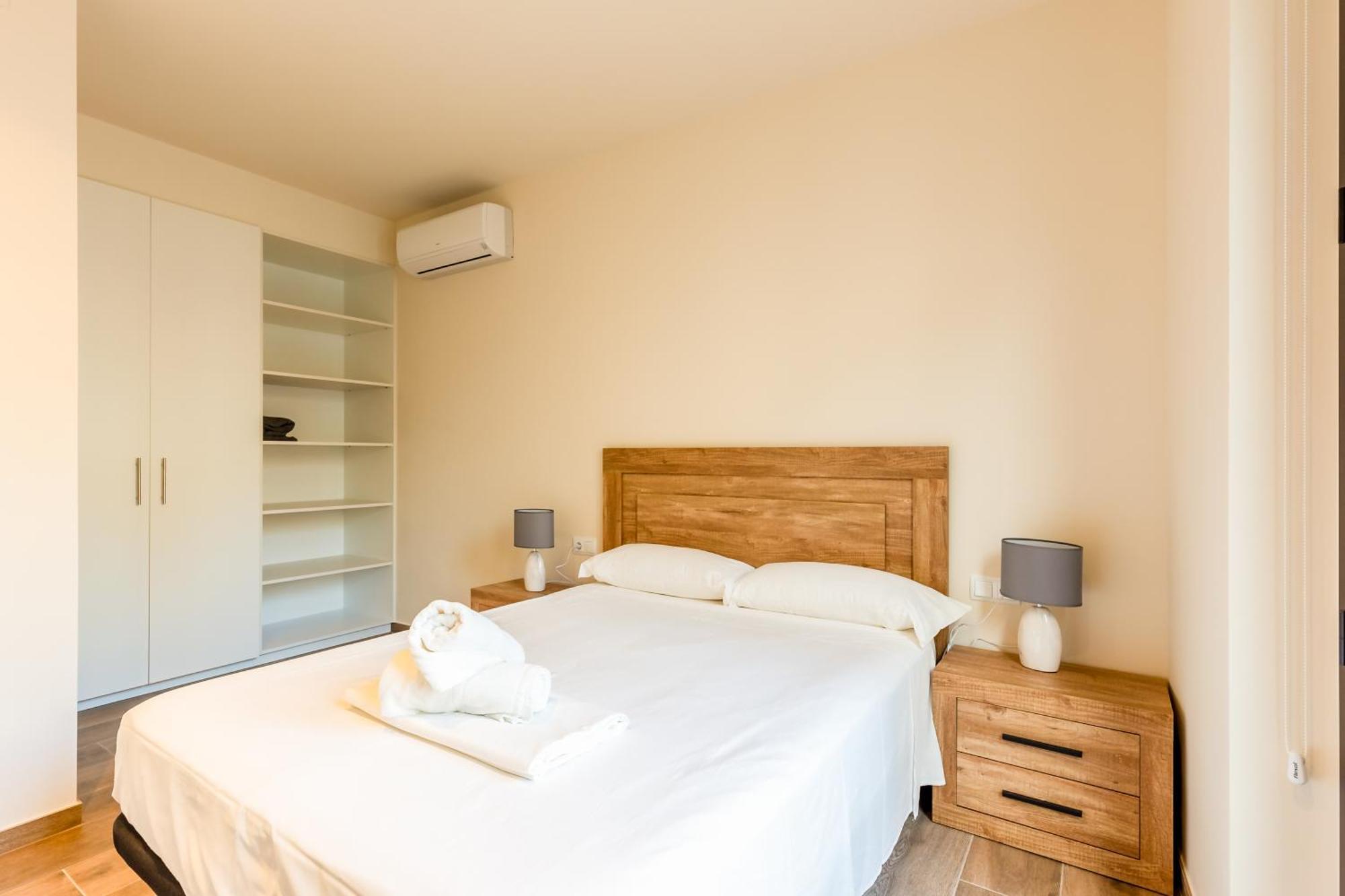 Can Cintet 1 Apartamento En La Plaza De Бесалу Экстерьер фото