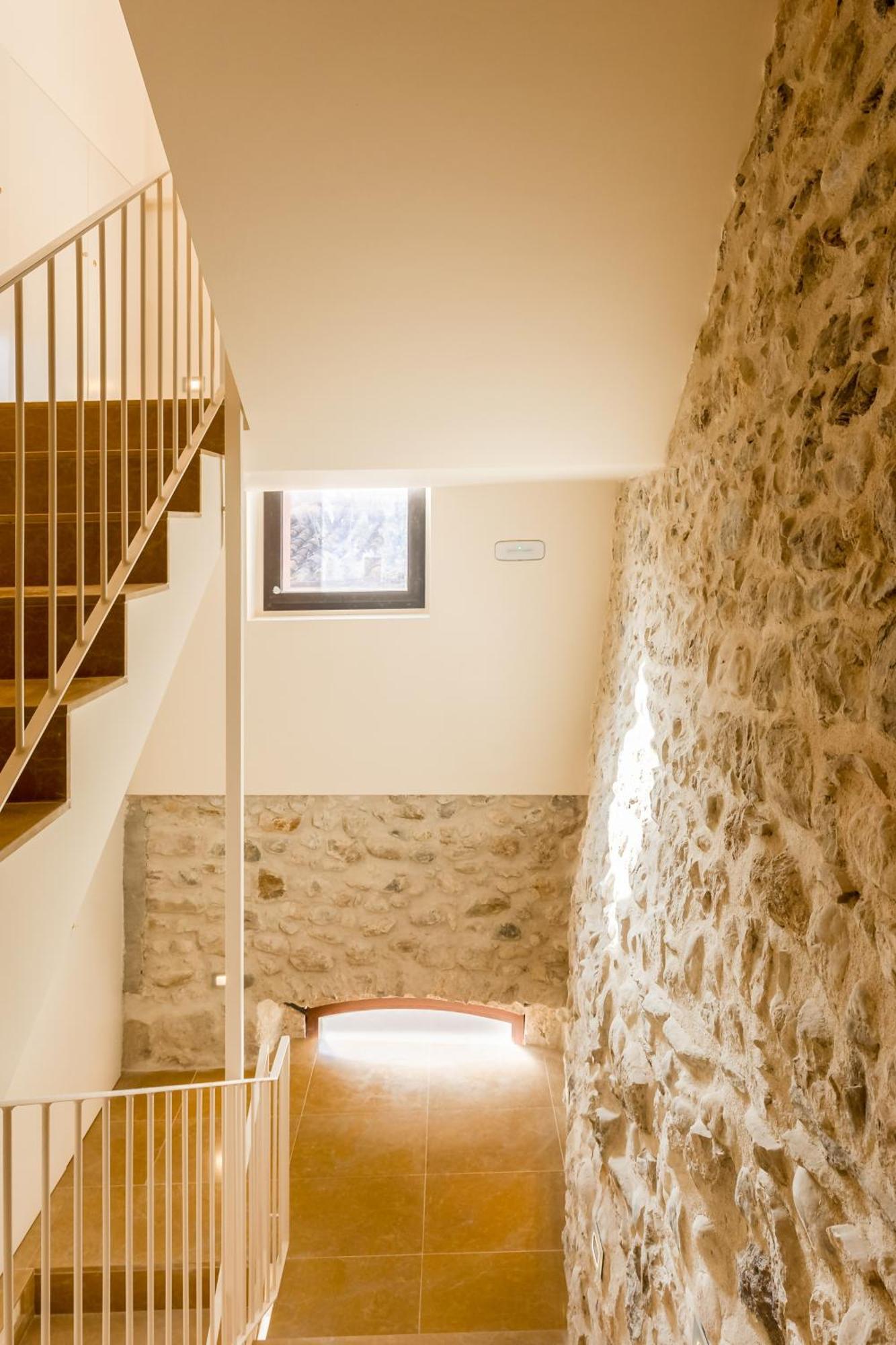 Can Cintet 1 Apartamento En La Plaza De Бесалу Экстерьер фото