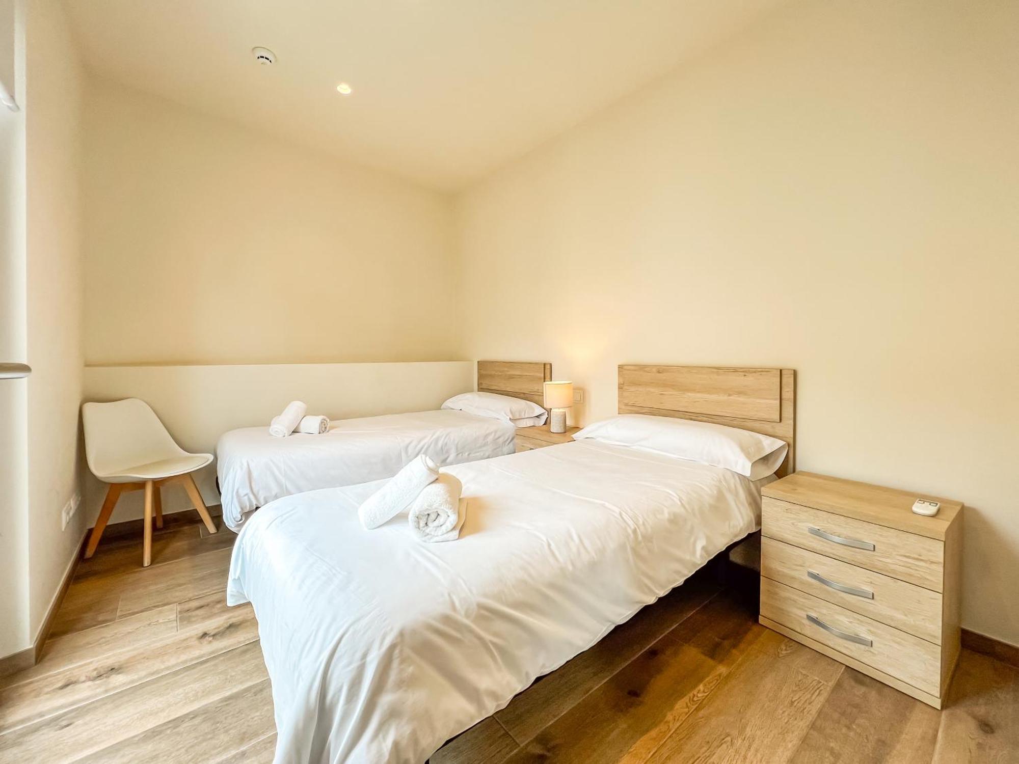 Can Cintet 1 Apartamento En La Plaza De Бесалу Экстерьер фото