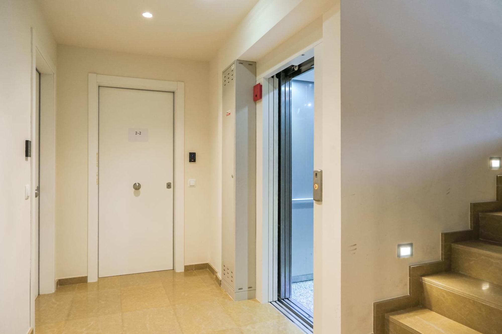 Can Cintet 1 Apartamento En La Plaza De Бесалу Экстерьер фото